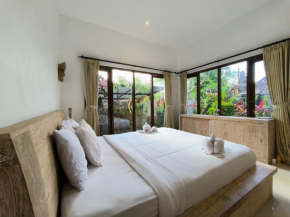 White Lotus House